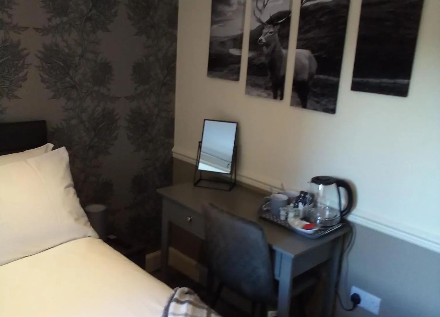 Ardmillan Hotel Edinburg